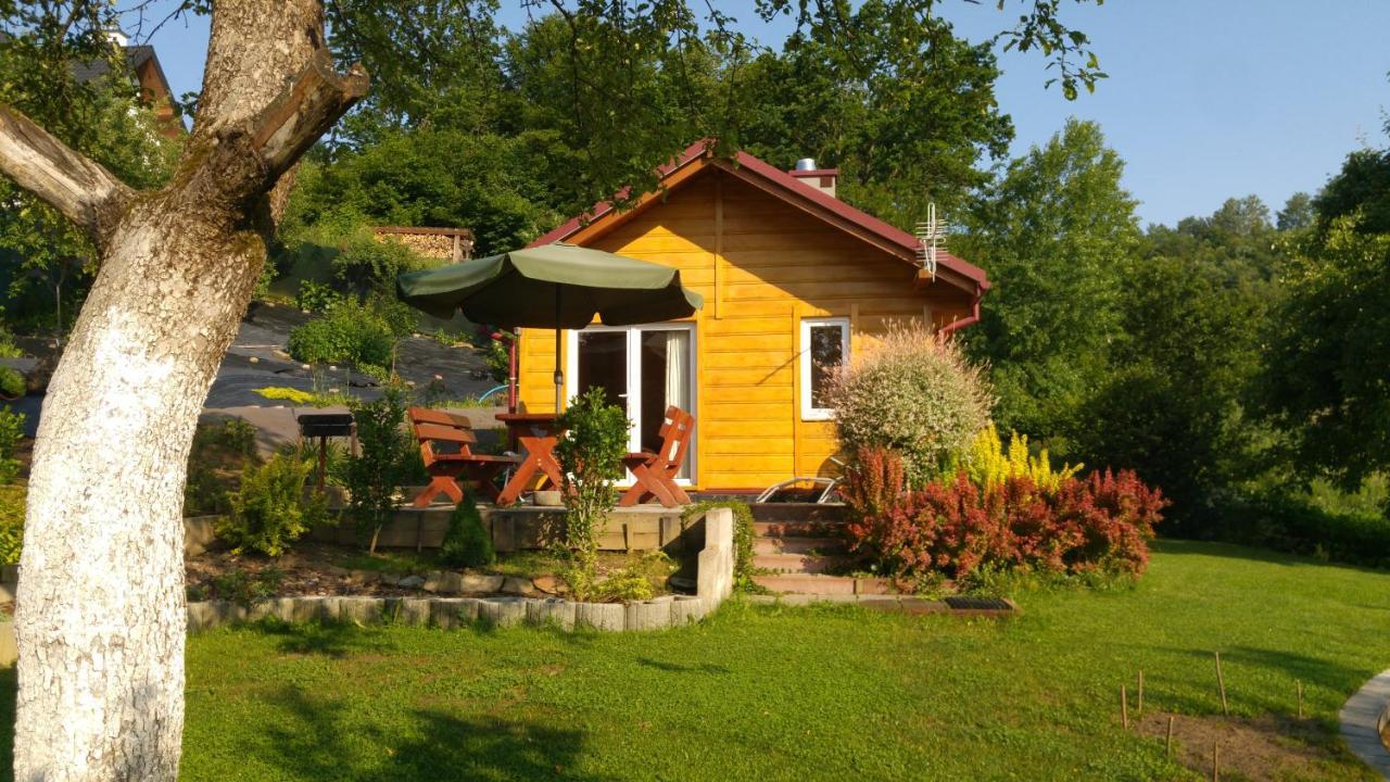 Domek W Bieszczadzkim Sadzie Bobrka Экстерьер фото